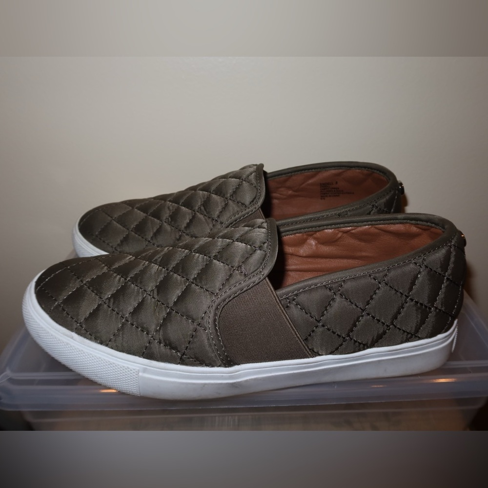 Steve Madden Quilter Olive Green Loafers Canvas Slip On